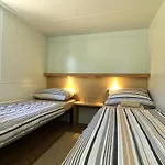 Campsite Mobil Homes Malufi 266 Jezera