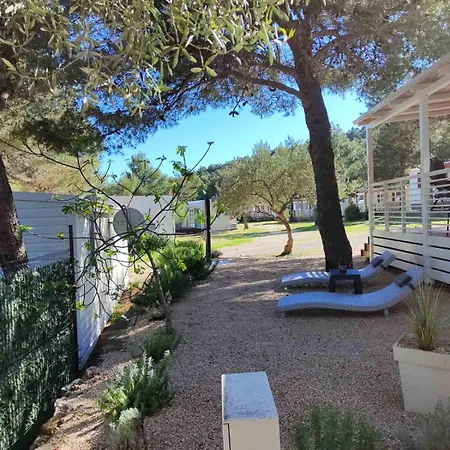 Mobil Homes Malufi 266 Campsite
