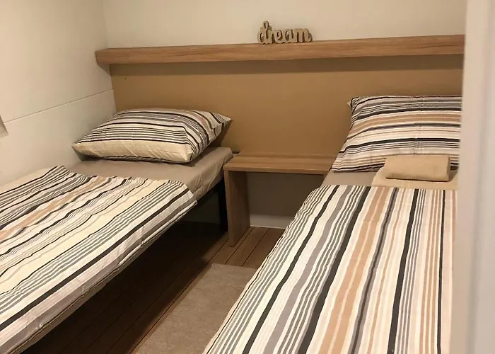 Kemp Mobil Homes Malufi 266